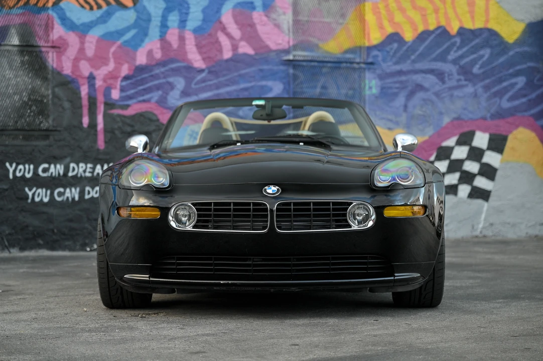 2001 BMW Z8 - Image 27 of 31