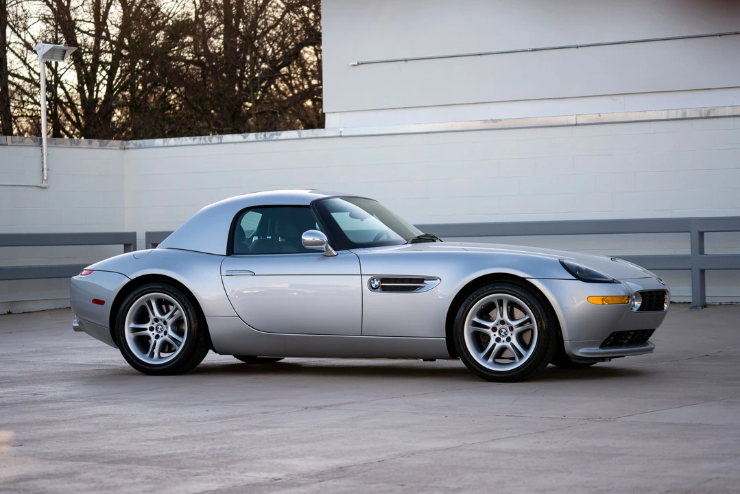 2001 BMW Z8 - Image 12 of 30