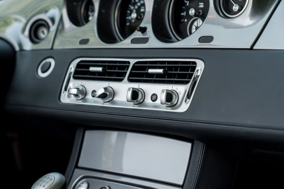 2001 BMW Z8 - Image 3 of 31