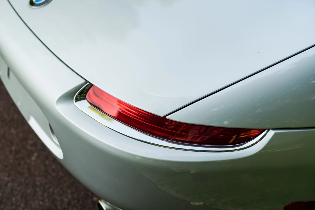 2001 BMW Z8 - Image 20 of 31