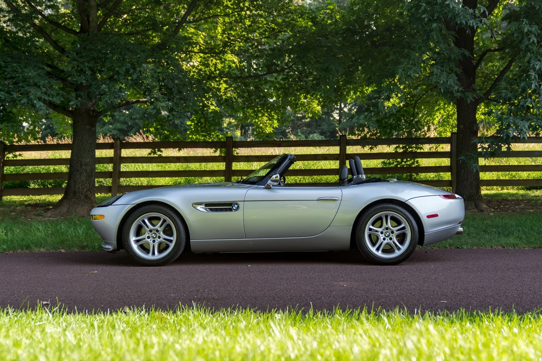 2001 BMW Z8 - Image 27 of 31