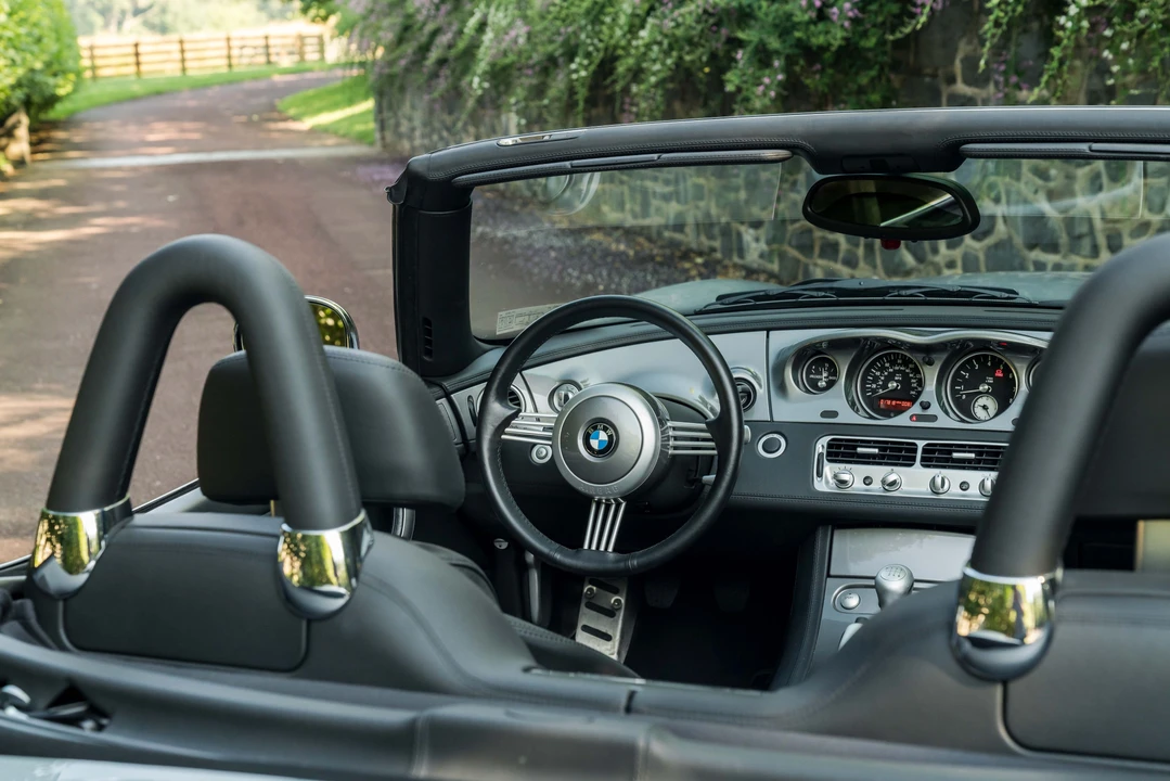 2001 BMW Z8 - Image 17 of 31