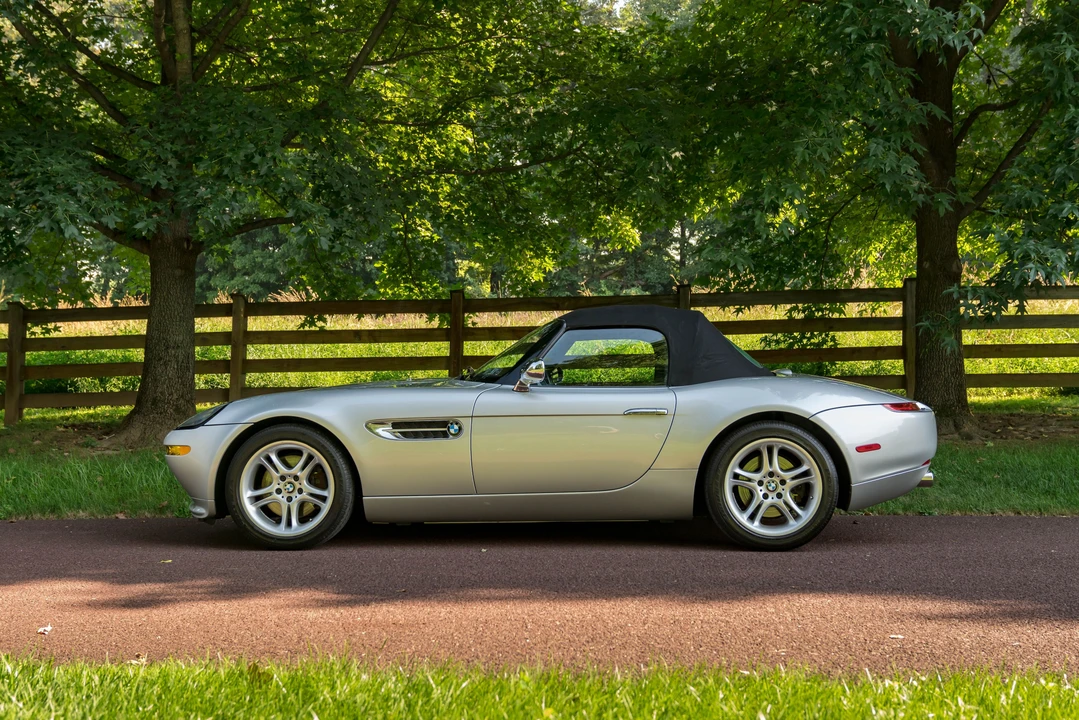 2001 BMW Z8 - Image 22 of 31