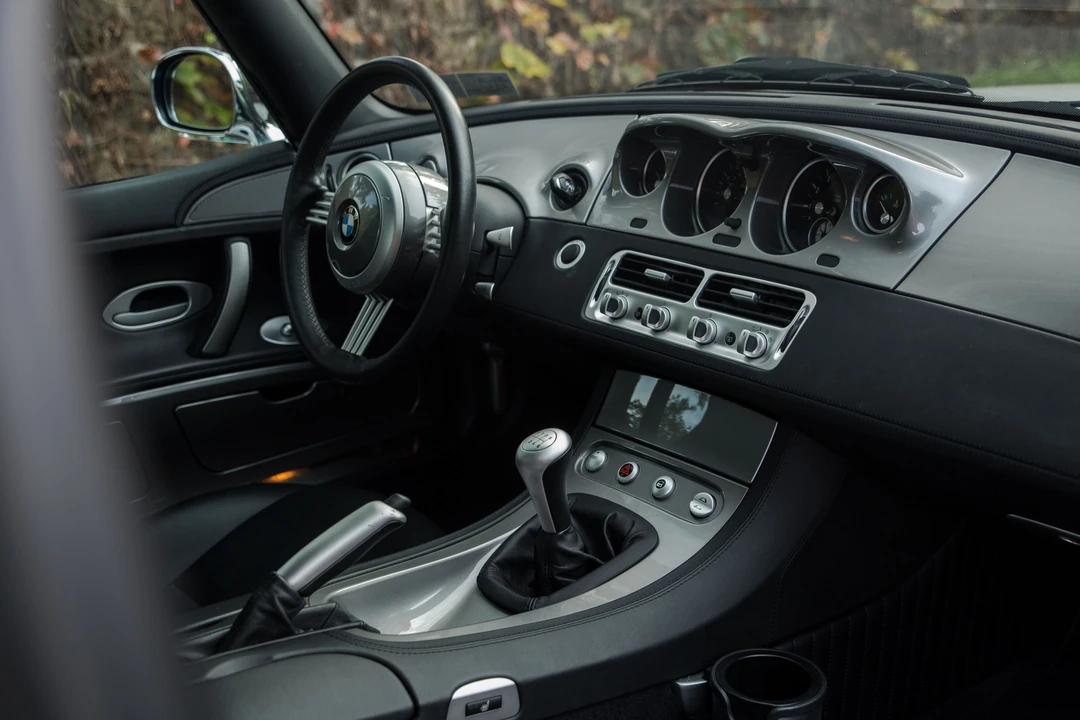 2001 BMW Z8 - Image 29 of 31