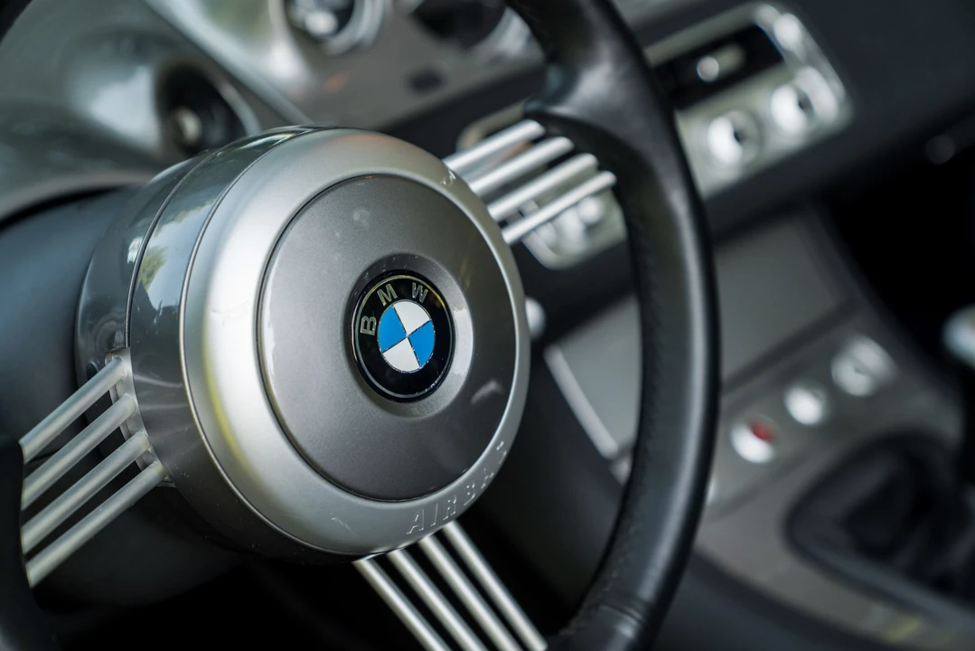 2001 BMW Z8 - Image 10 of 31