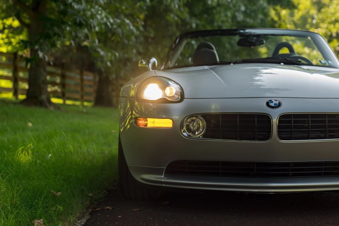 2001 BMW Z8 - Image 23 of 31