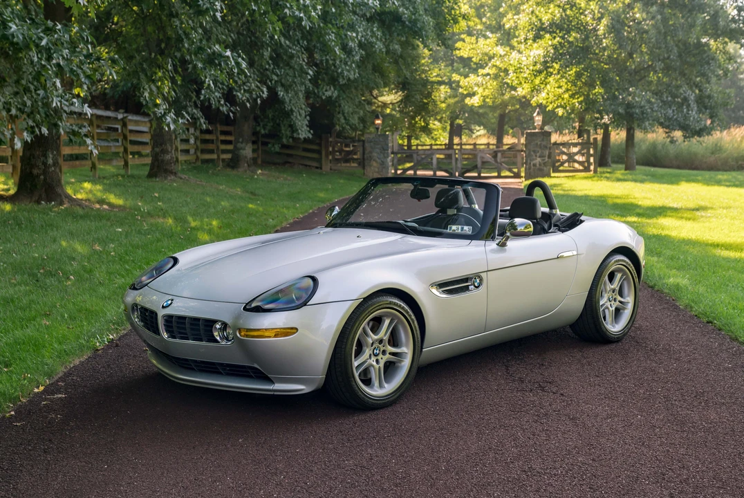 2001 BMW Z8 - Image 30 of 31