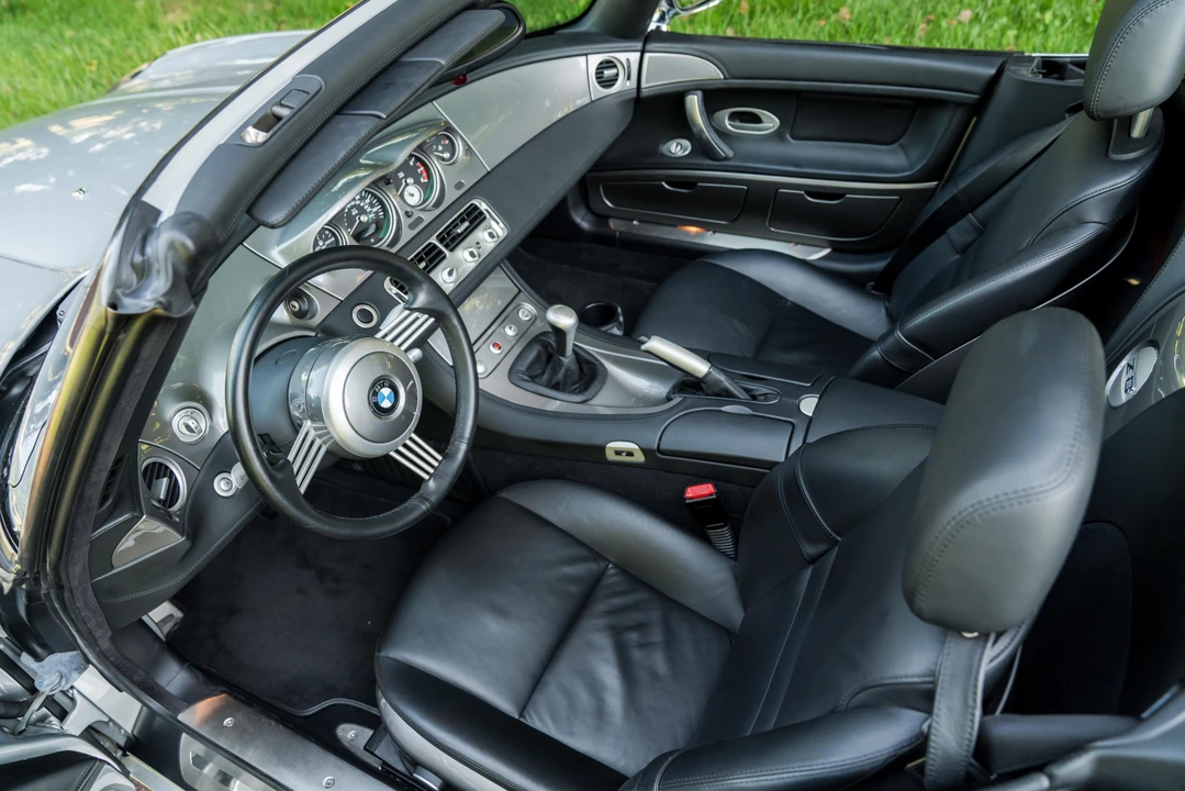 2001 BMW Z8 - Image 13 of 31