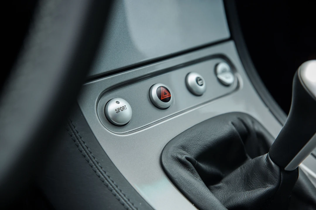 2001 BMW Z8 - Image 26 of 31