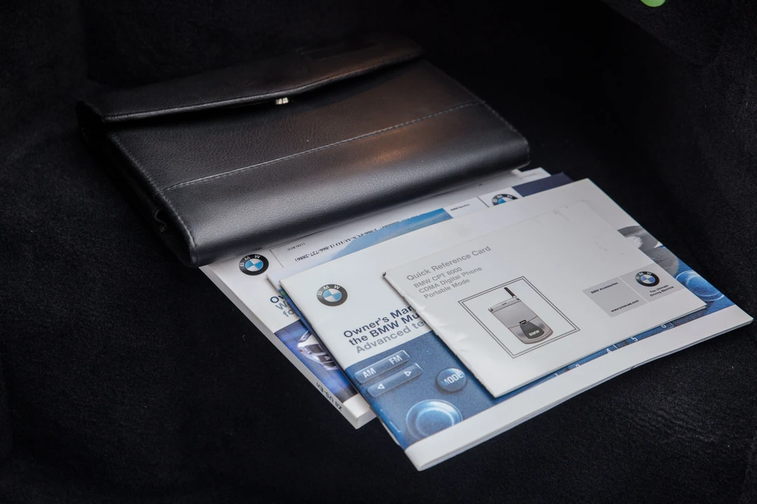 2001 BMW Z8 - Image 10 of 31