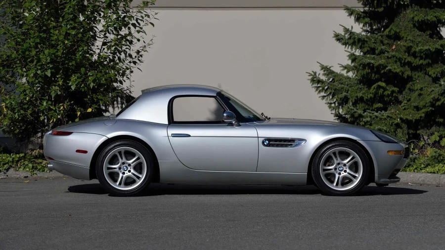2001 BMW Z8 - Image 11 of 12