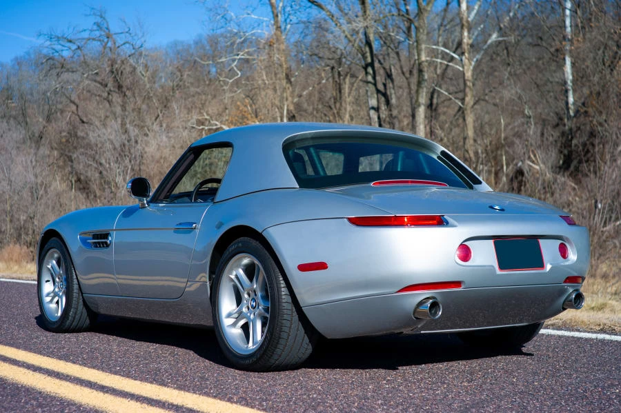 2001 BMW Z8 - Image 3 of 5