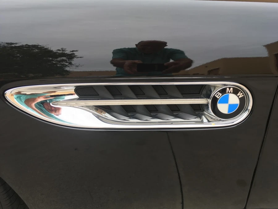 2001 BMW Z8 - Image 2 of 11