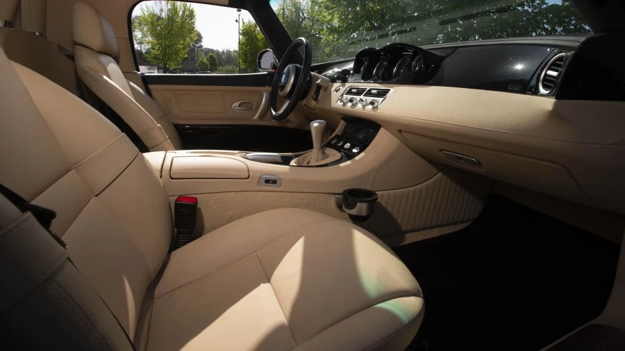 2001 BMW Z8 - Image 9 of 24