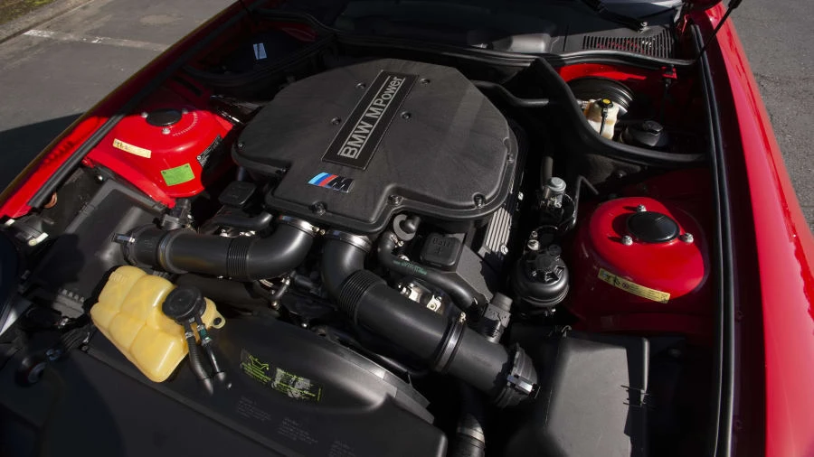 2001 BMW Z8 - Image 13 of 24