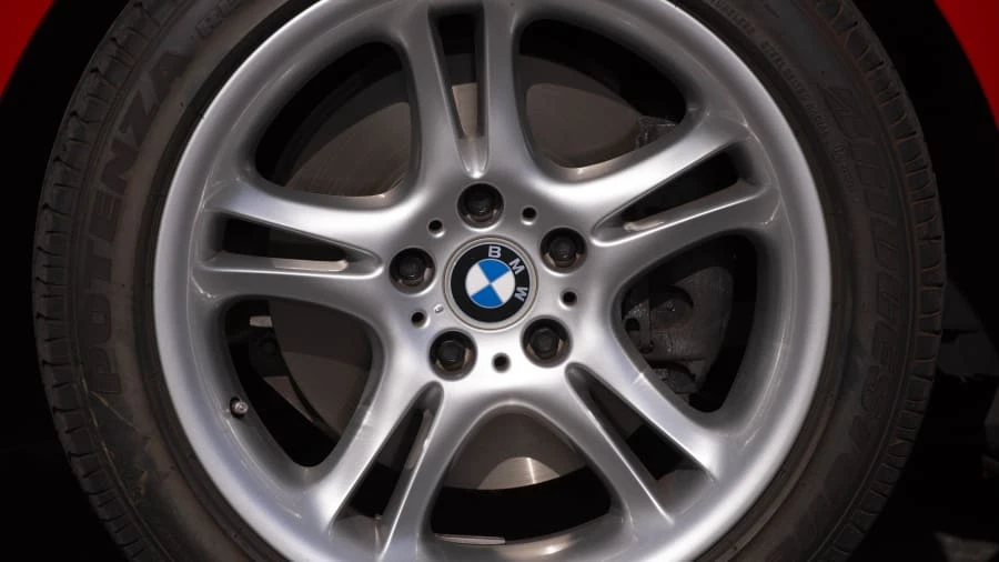 2001 BMW Z8 - Image 14 of 24