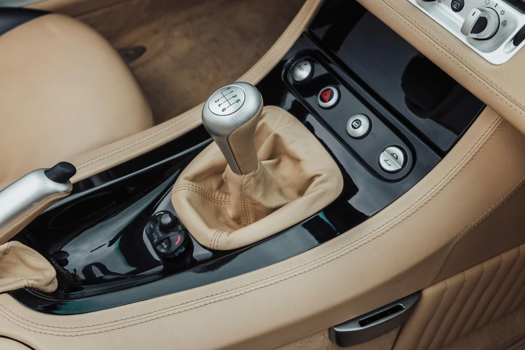 2001 BMW Z8 - Image 24 of 31
