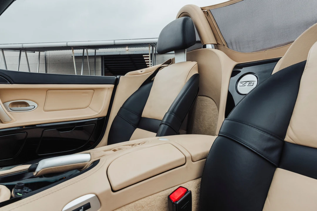 2001 BMW Z8 - Image 27 of 31