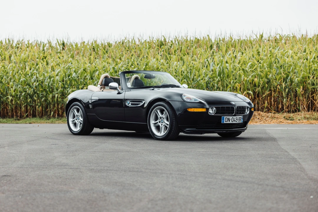 2001 BMW Z8 - Image 2 of 31