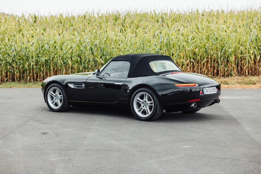 2001 BMW Z8 - Image 12 of 31