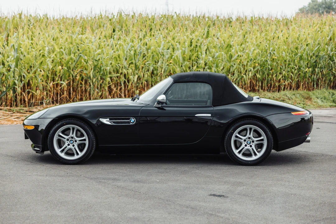 2001 BMW Z8 - Image 11 of 31