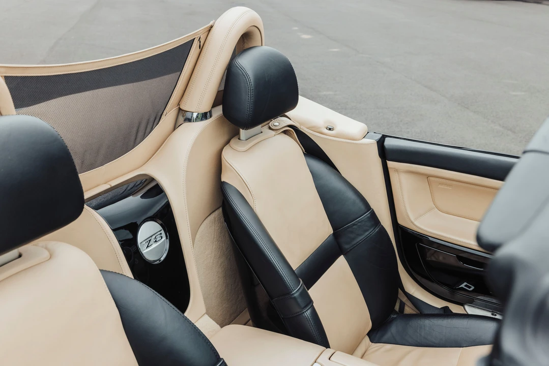 2001 BMW Z8 - Image 30 of 31
