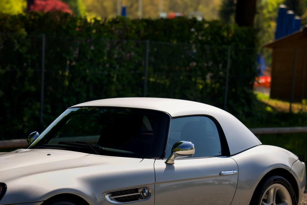 2001 BMW Z8 - Image 6 of 31