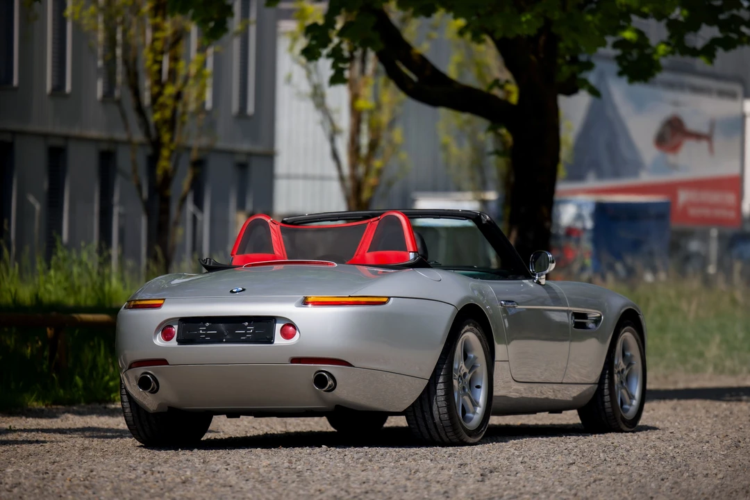 2001 BMW Z8 - Image 15 of 31