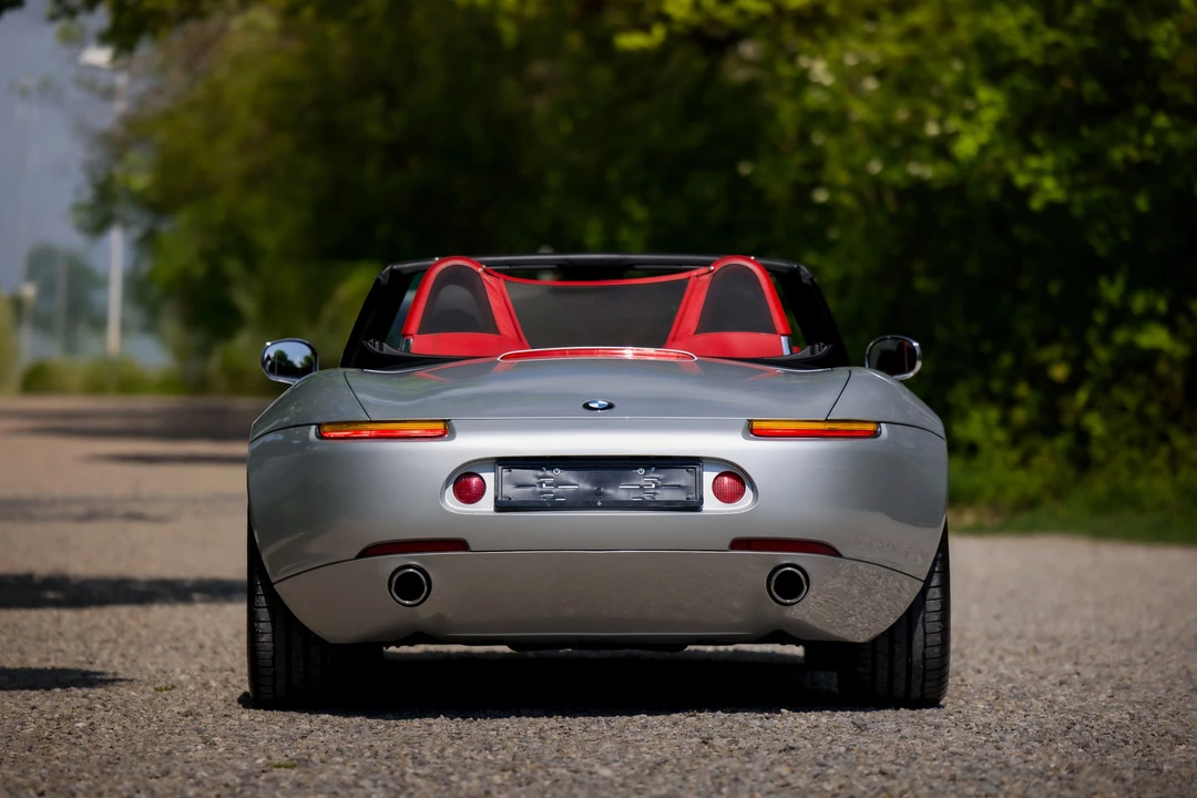 2001 BMW Z8 - Image 14 of 31