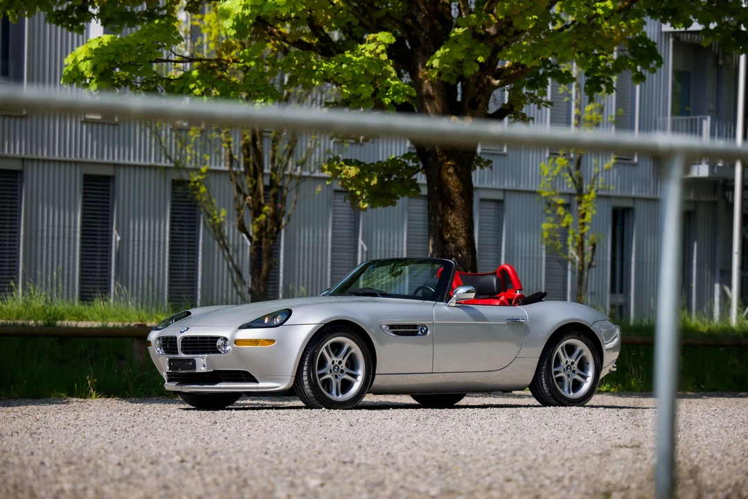 2001 BMW Z8 - Image 10 of 31