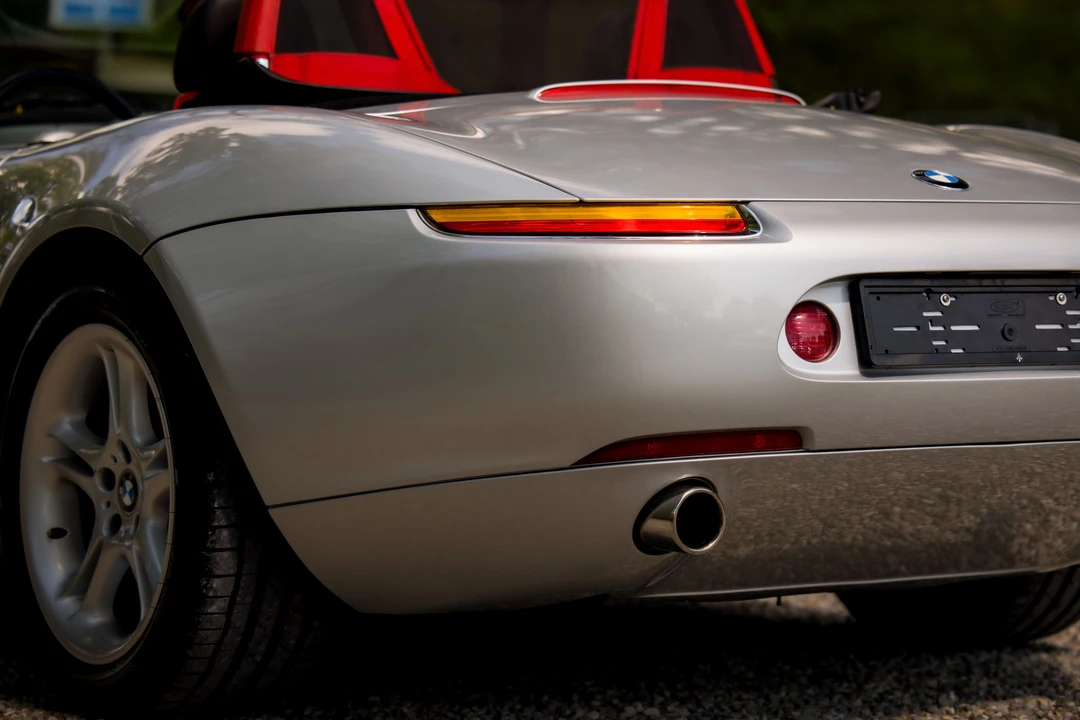 2001 BMW Z8 - Image 24 of 31