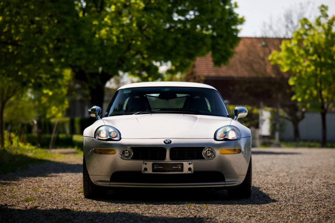 2001 BMW Z8 - Image 2 of 31