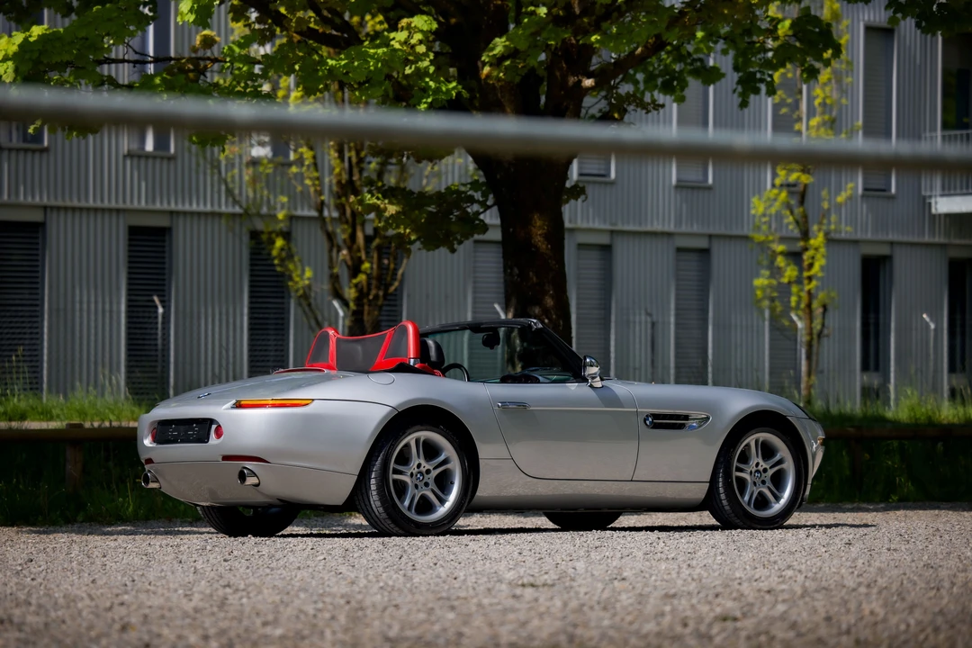 2001 BMW Z8 - Image 17 of 31