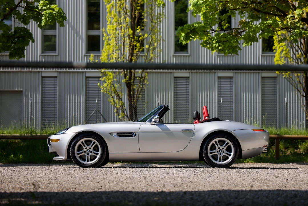 2001 BMW Z8 - Image 11 of 31