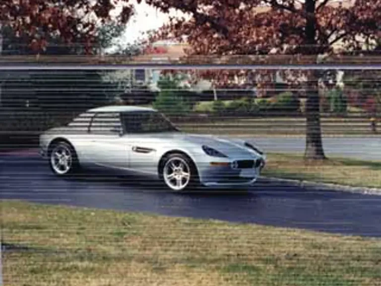 2001 BMW Z8 - Image 2 of 3
