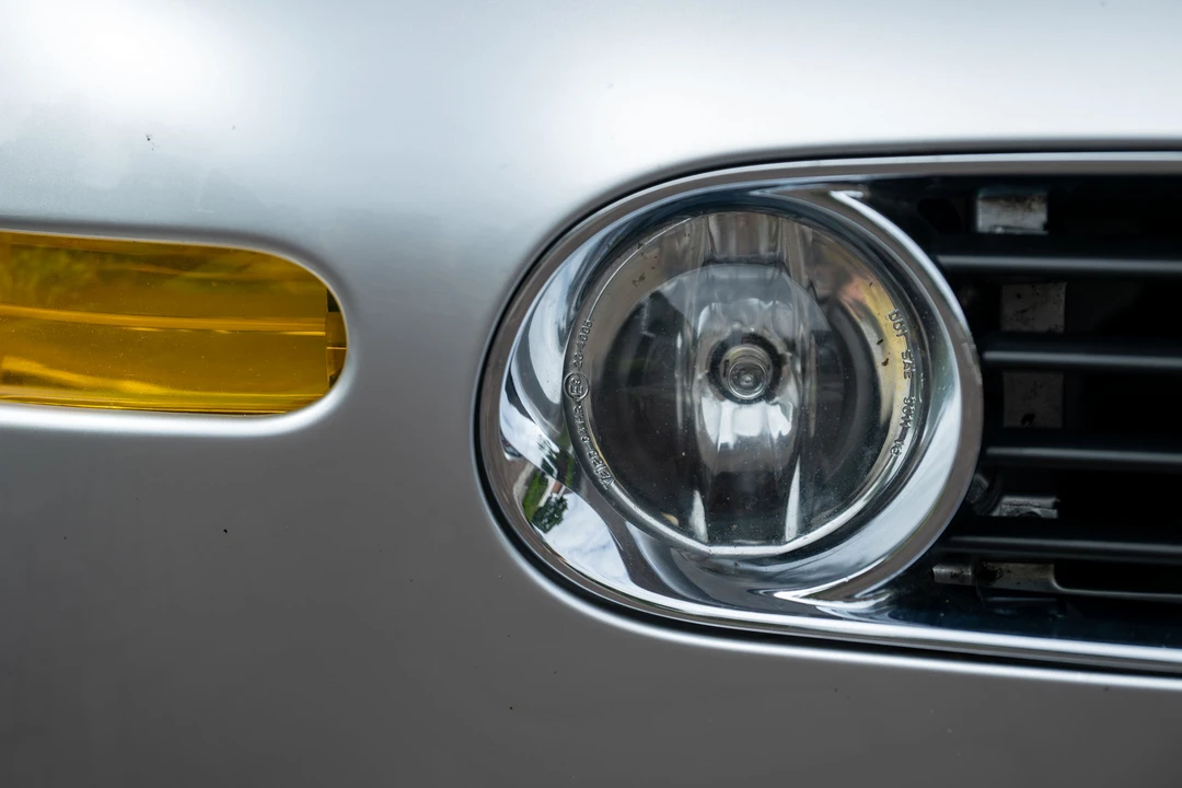 2001 BMW Z8 - Image 25 of 31