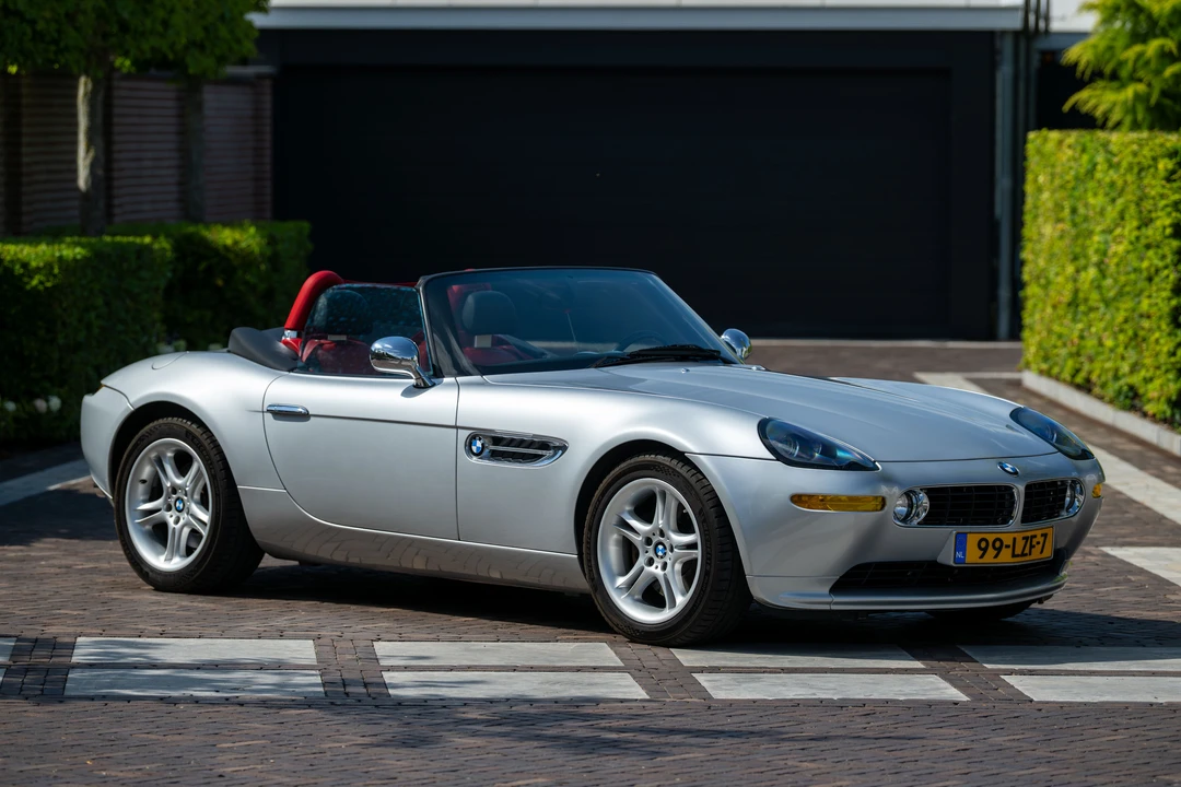 2001 BMW Z8 - Image 14 of 31