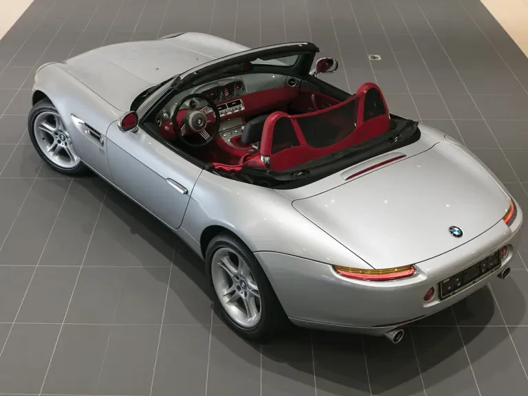 2001 BMW Z8 - Image 28 of 31