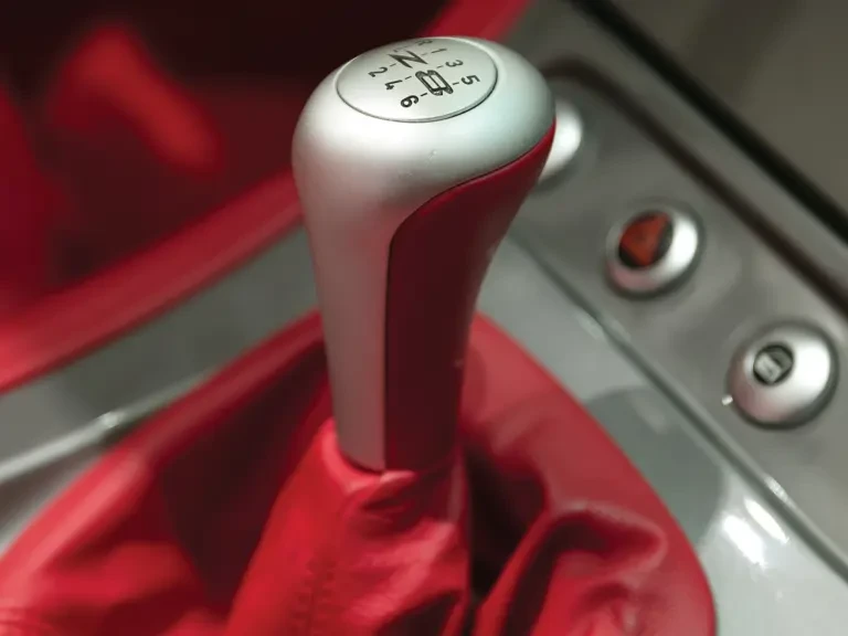 2001 BMW Z8 - Image 14 of 31
