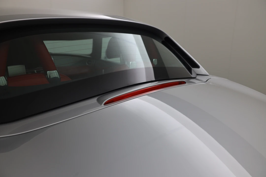 2001 BMW Z8 - Image 18 of 21