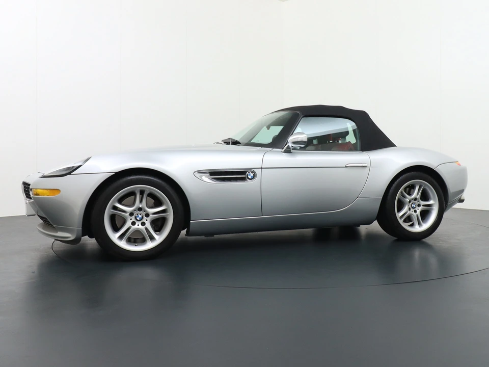 2001 BMW Z8 - Image 12 of 21