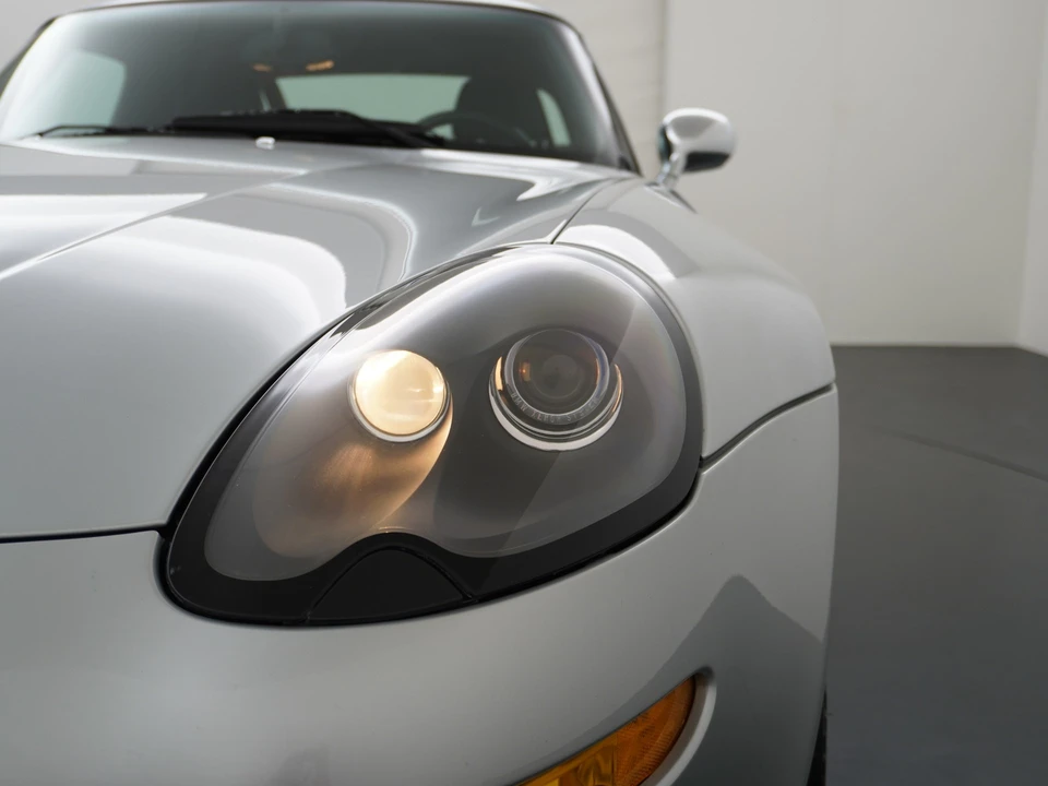 2001 BMW Z8 - Image 21 of 21