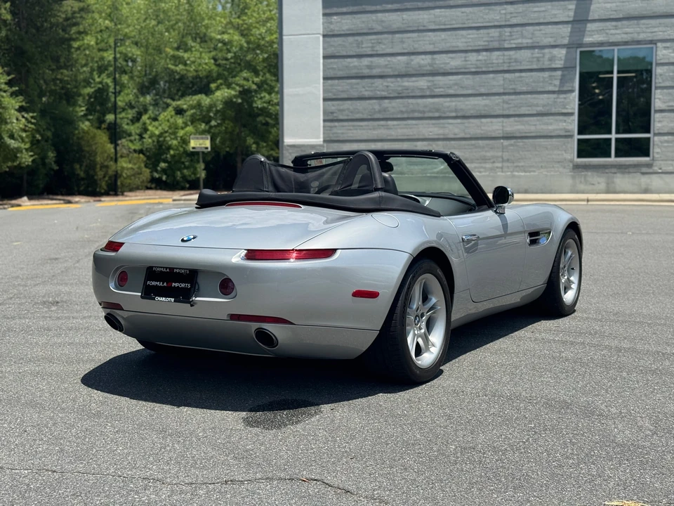 2001 BMW Z8 - Image 26 of 31