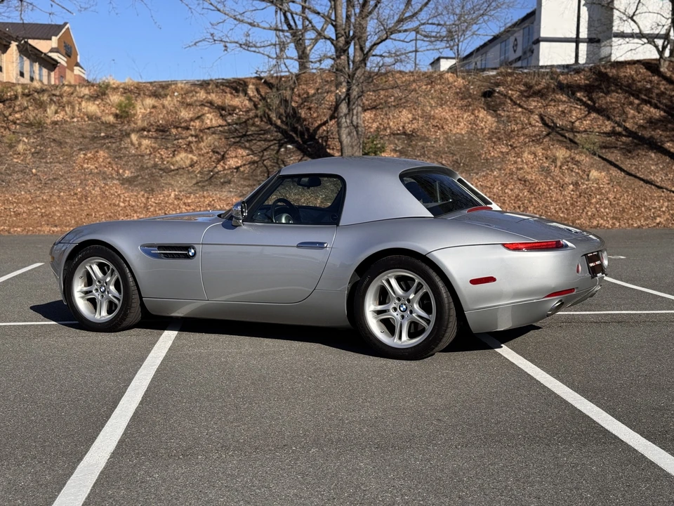 2001 BMW Z8 - Image 8 of 31