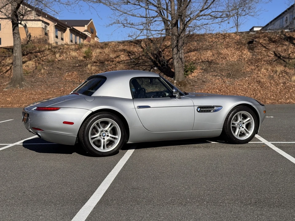 2001 BMW Z8 - Image 14 of 31