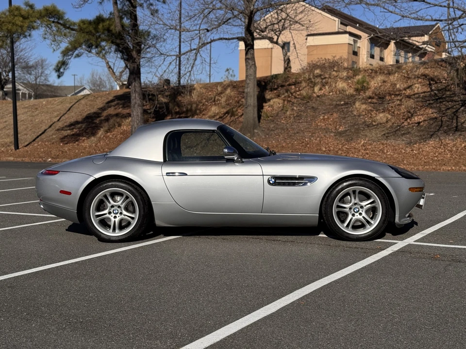 2001 BMW Z8 - Image 15 of 31