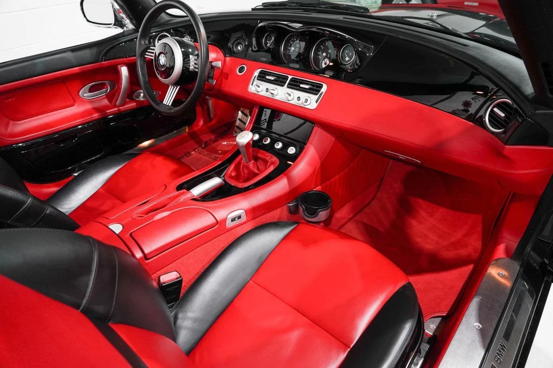 2001 BMW Z8 - Image 17 of 31