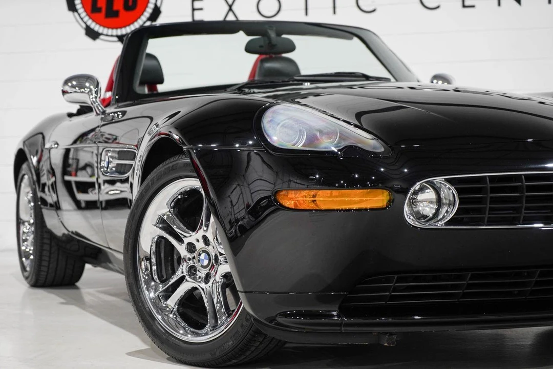 2001 BMW Z8 - Image 28 of 31