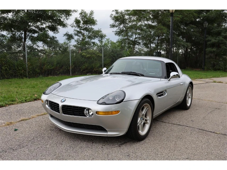 2001 BMW Z8 - Image 2 of 8