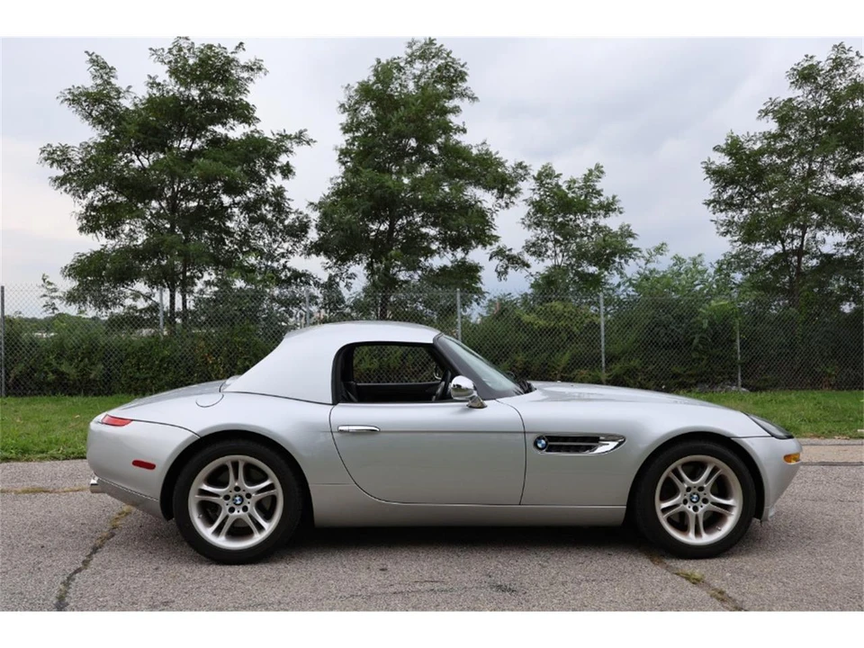 2001 BMW Z8 - Image 3 of 8